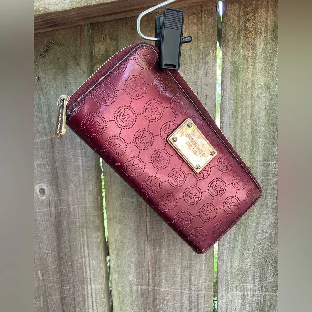 Michael Kors Burgundy Wallet - Picture 1 of 5